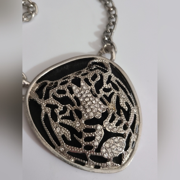 Leopard cheetah necklace chunky chain Big silver black rhinestones Rhianna bling - Picture 4 of 9